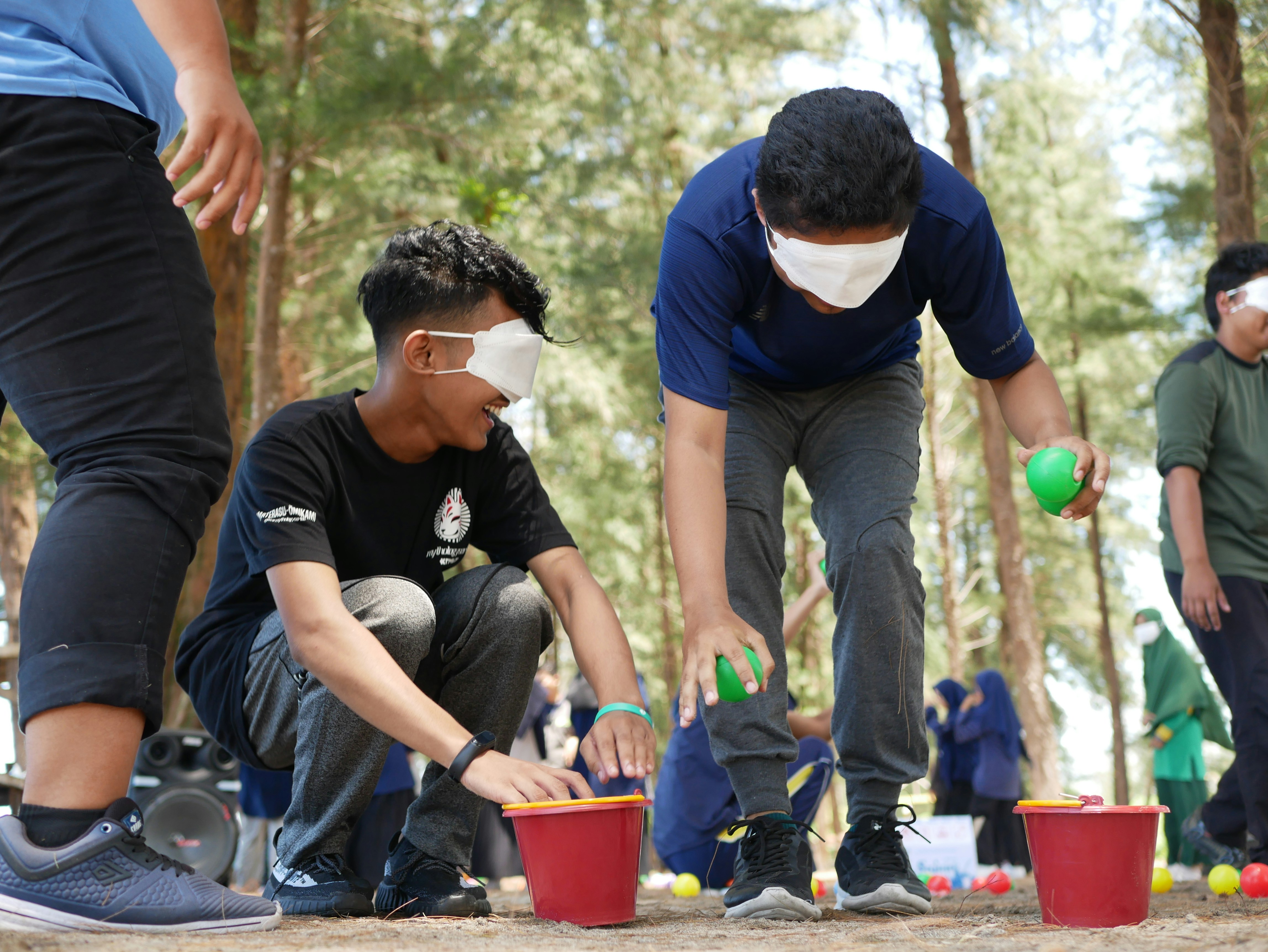 Students playing outdoor orientation week activities